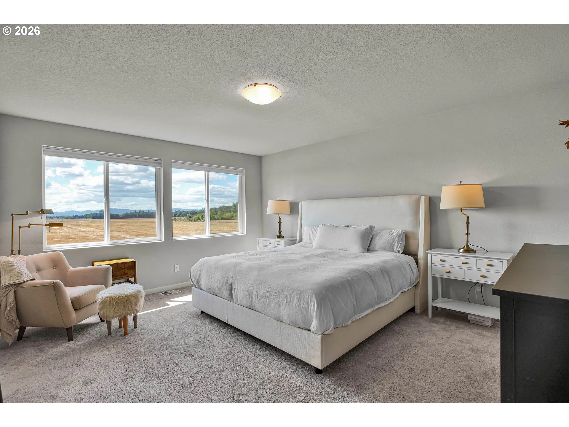 Bedroom, Primary-Upper