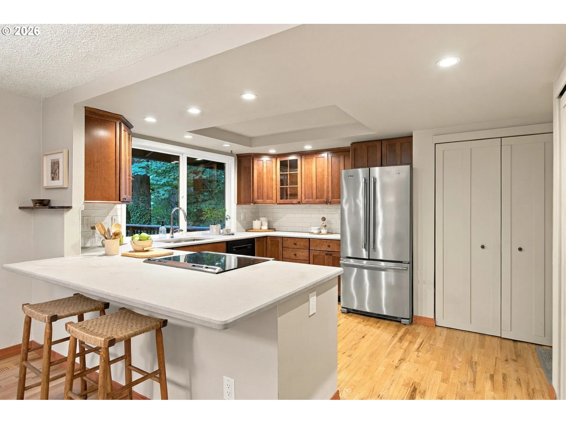 Kitchen-Eating Area