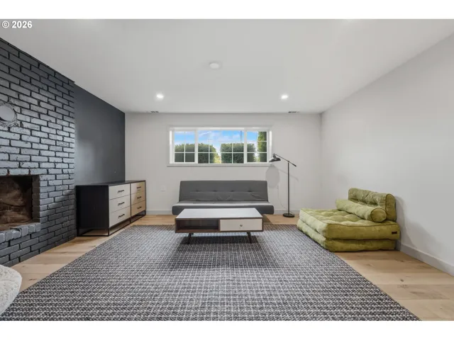 Family Room-Lower