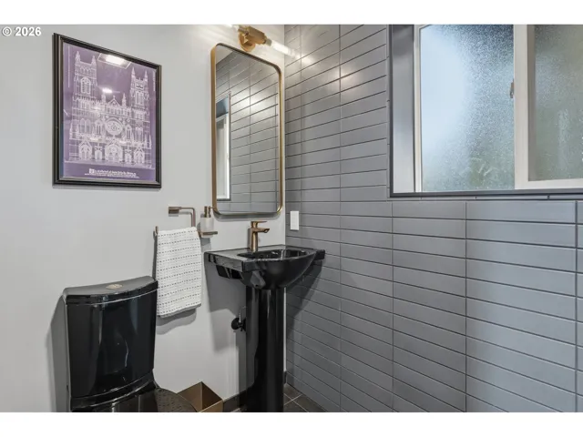 Bathroom-Lower
