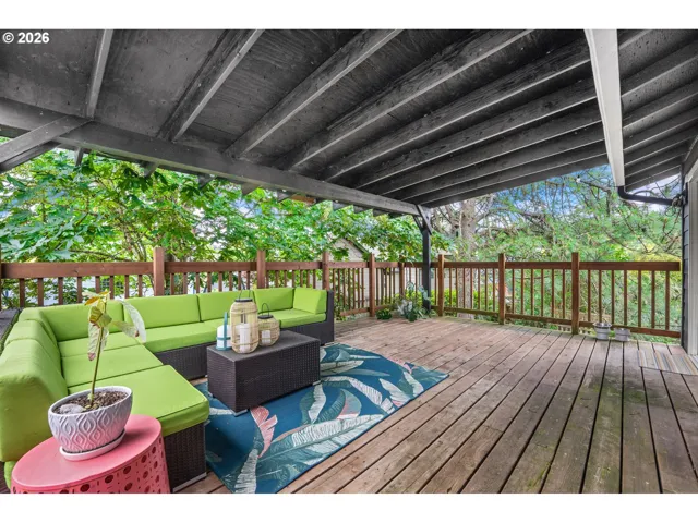 Deck-Main