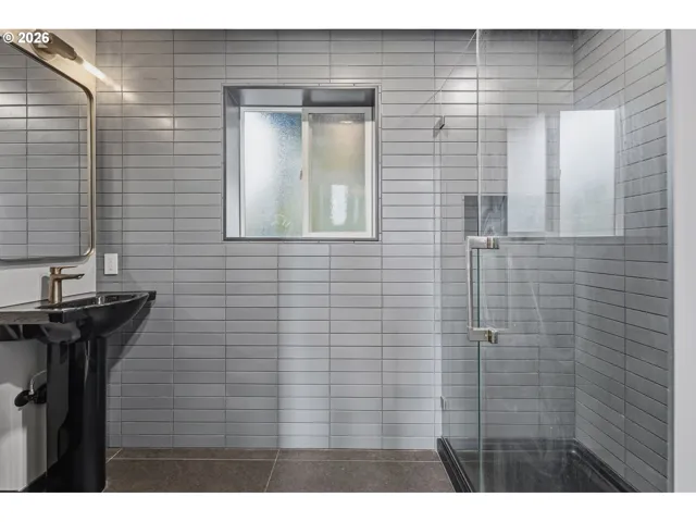 Bathroom-Lower