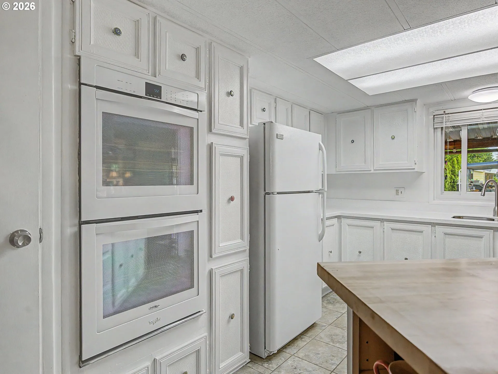 Kitchen-Oven