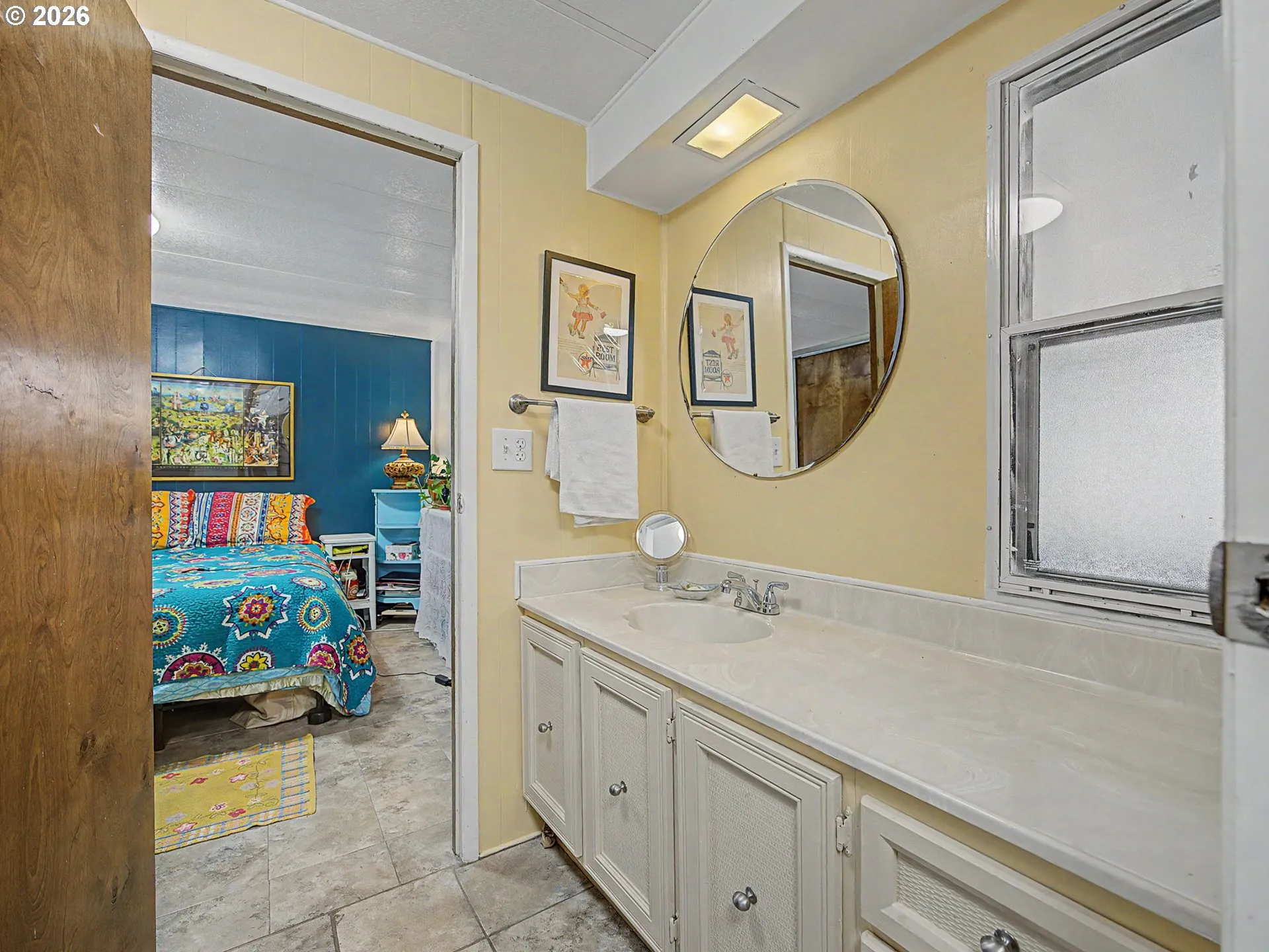 Bathroom-Hall