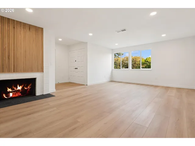 Family Room-Lower