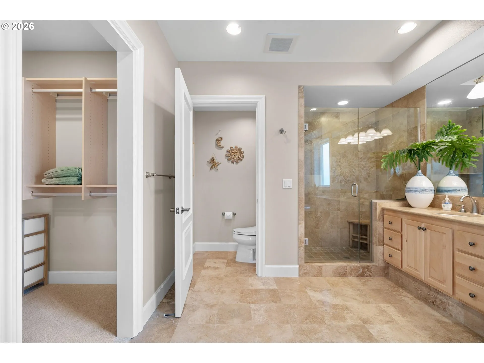 Bathroom-Walk in Shower
