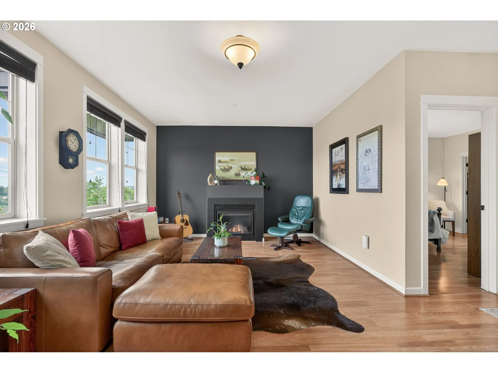 Living Room-Fireplace