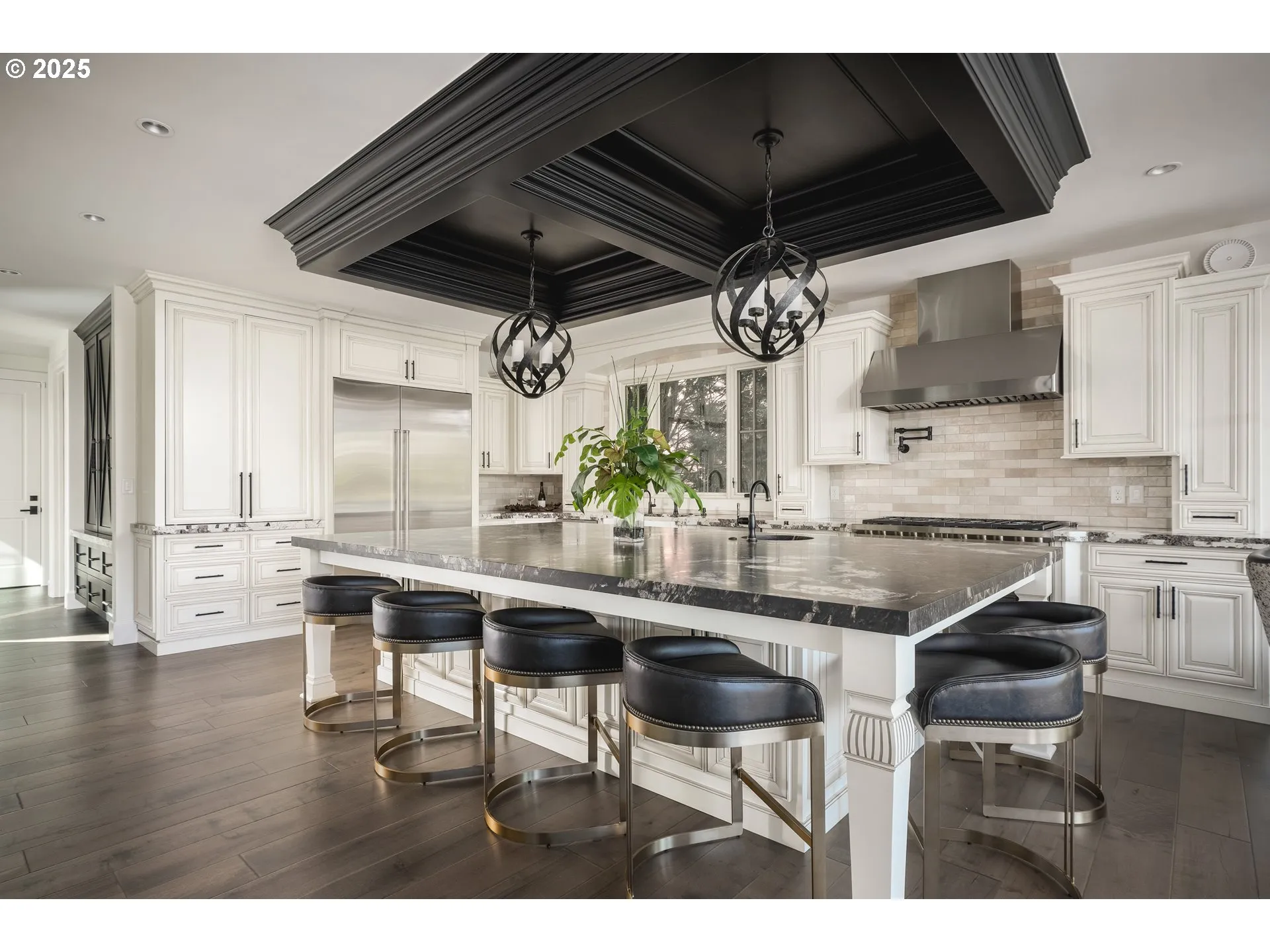 Kitchen-Island