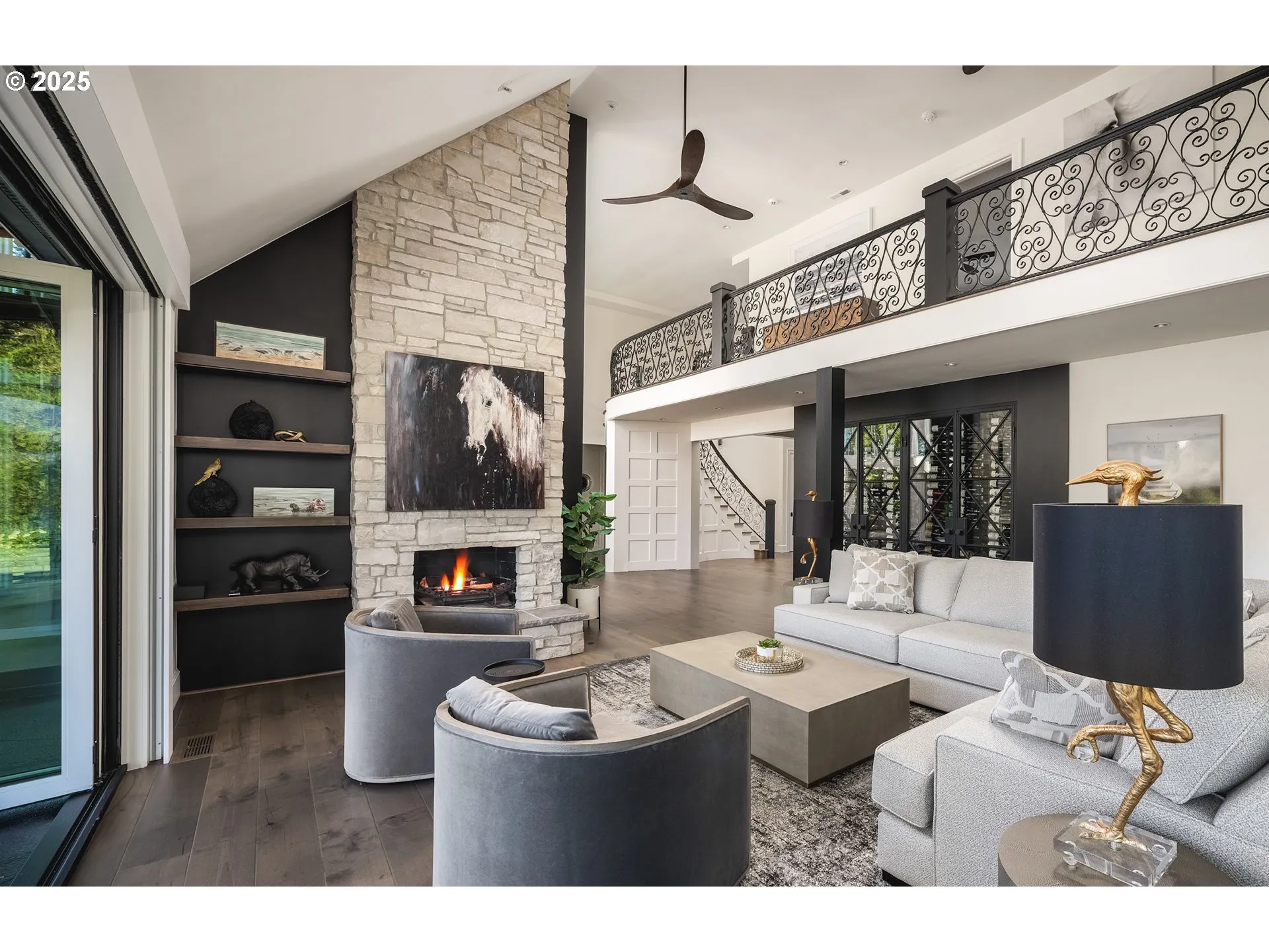 Living Room-Fireplace