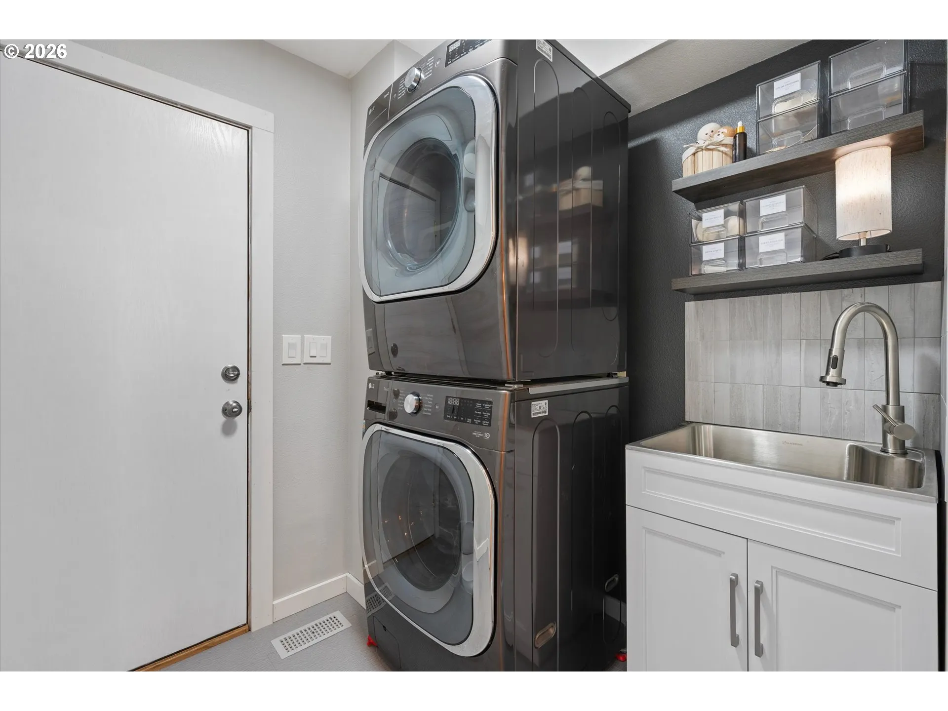 Laundry-Main