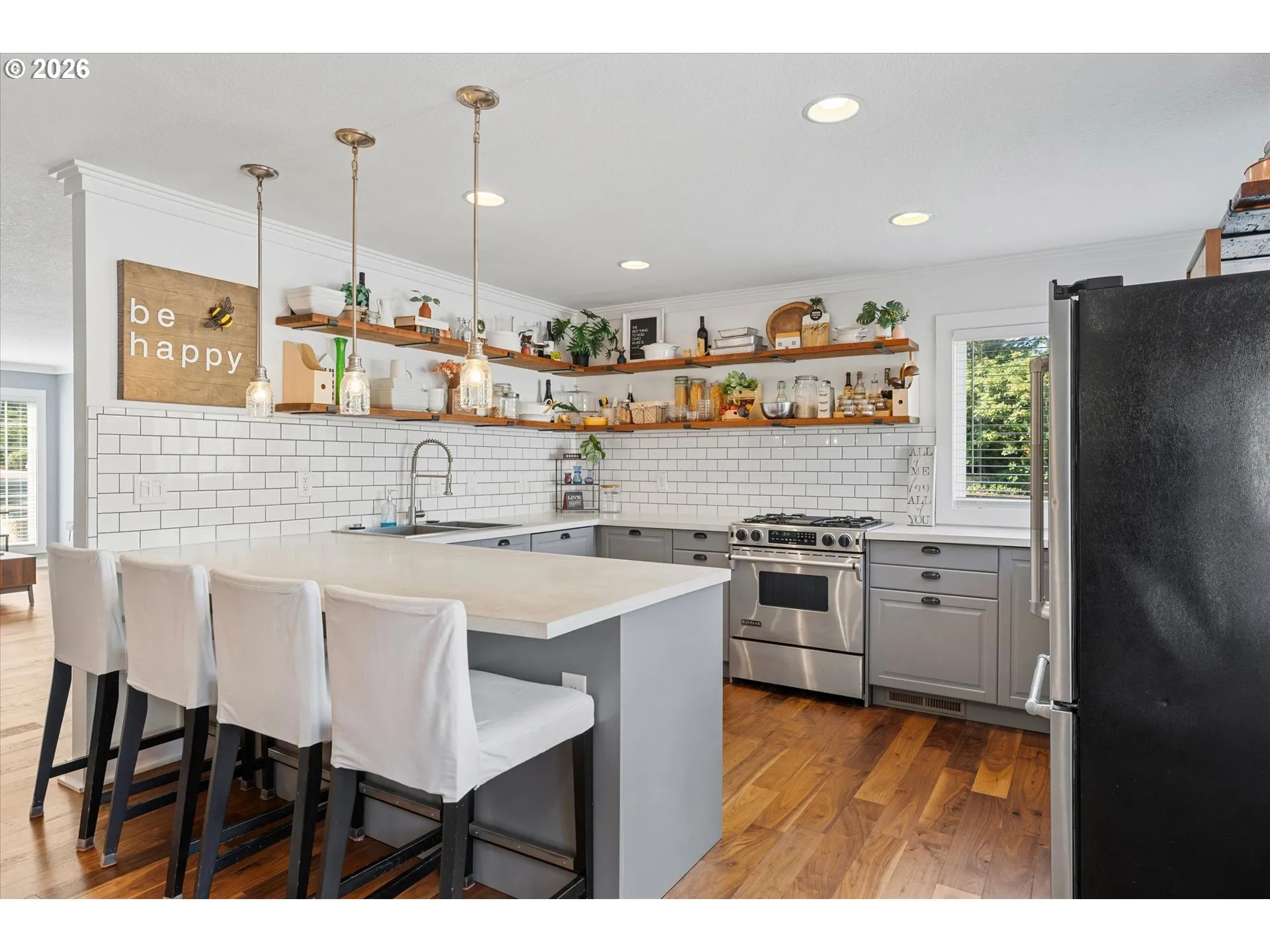 Kitchen-Eating Area
