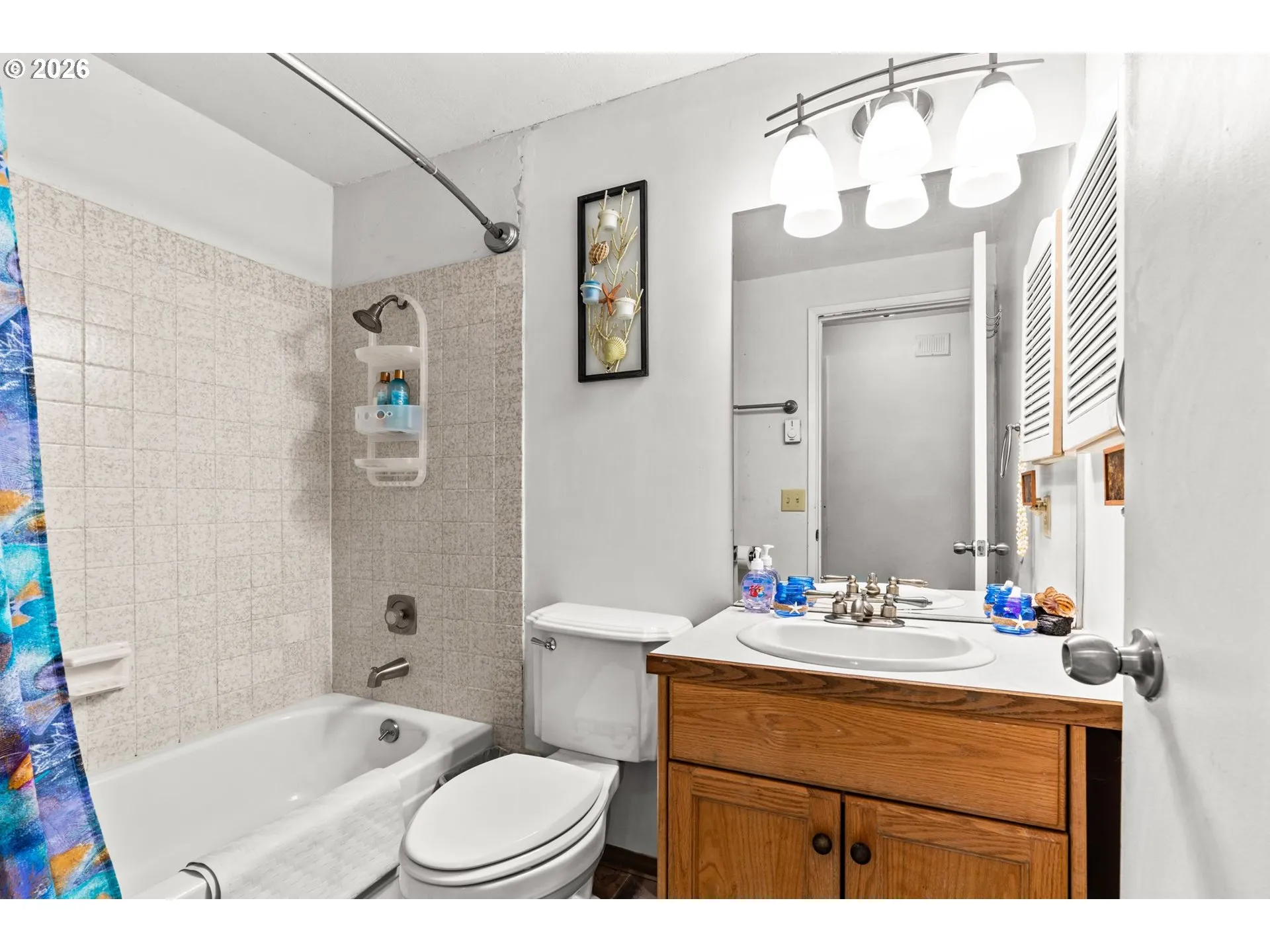 Bathroom-Hall