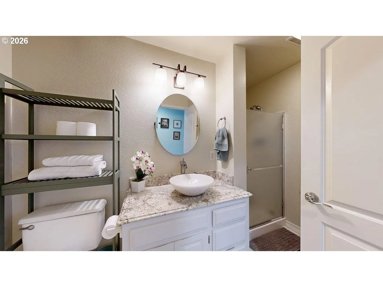 Bathroom-Walk in Shower