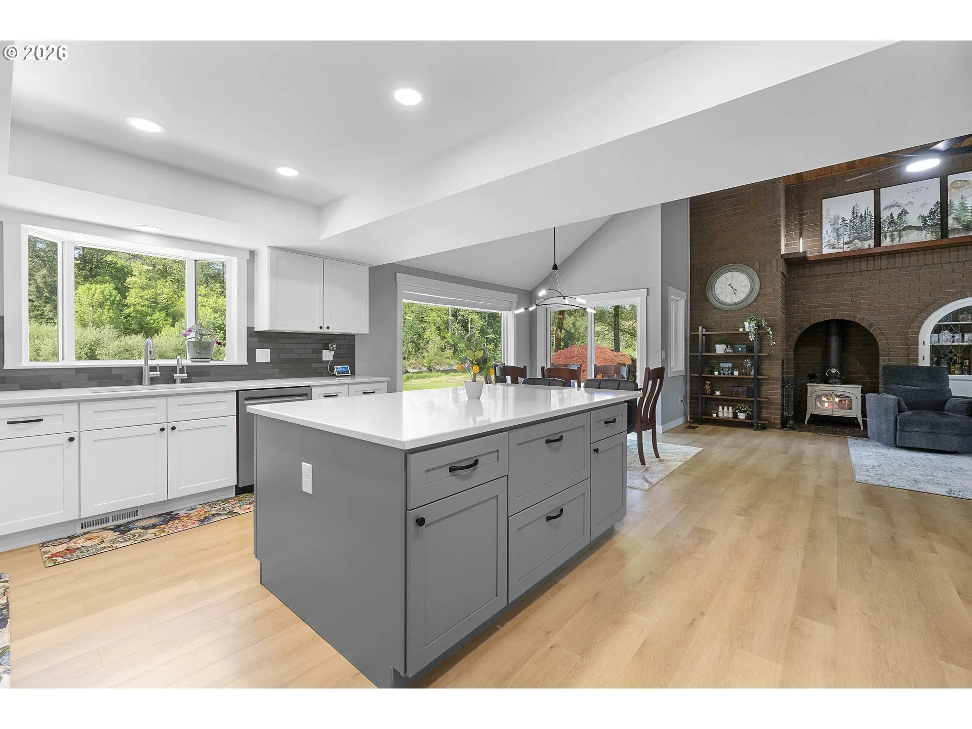 Kitchen/Dining Room