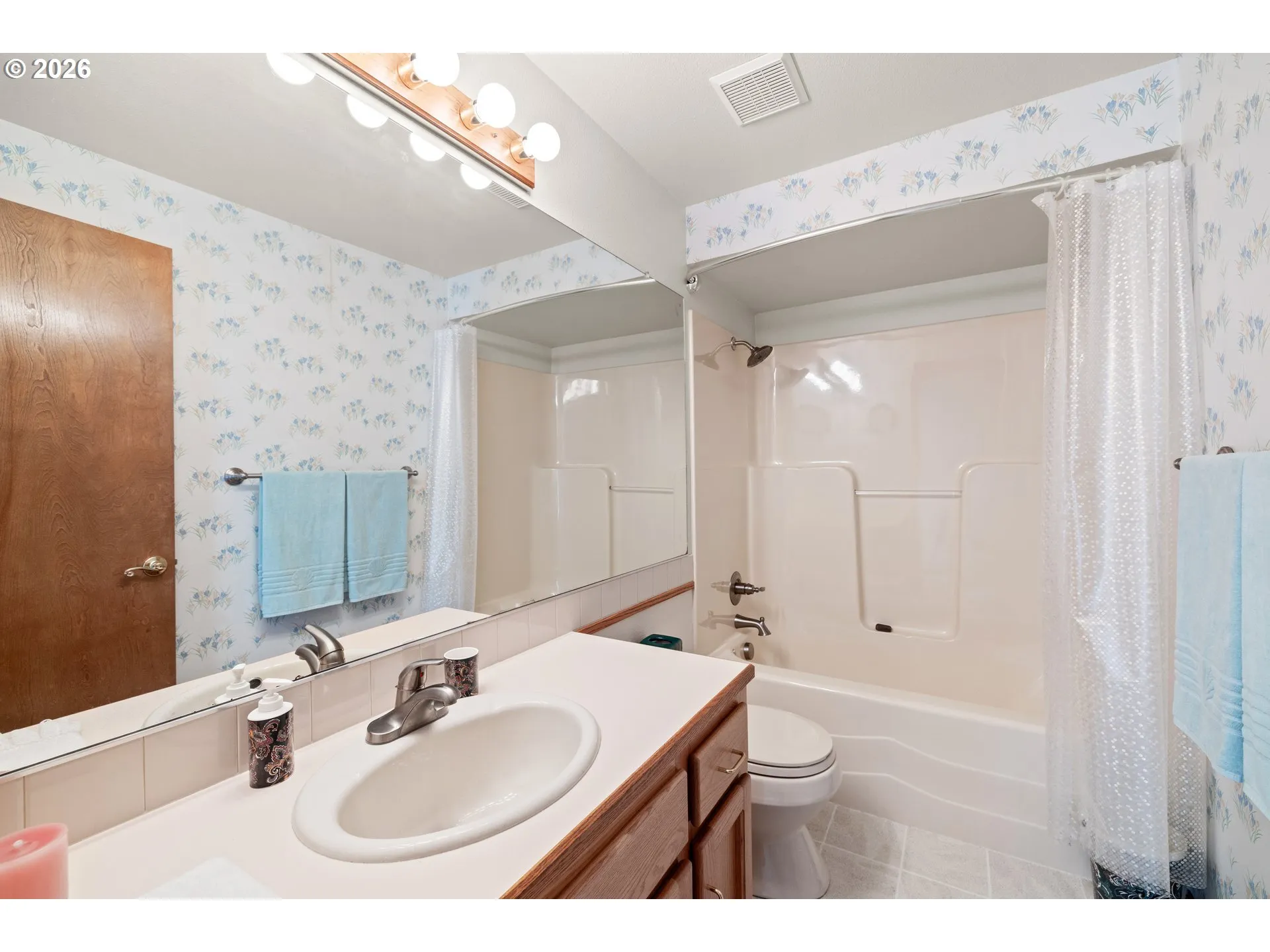 Bathroom-Hall