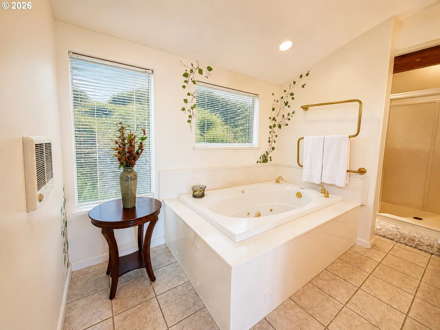Bedroom, Owner's Suite-Main