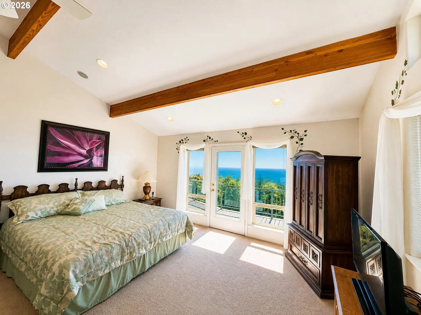 Bedroom, Owner's Suite-Main