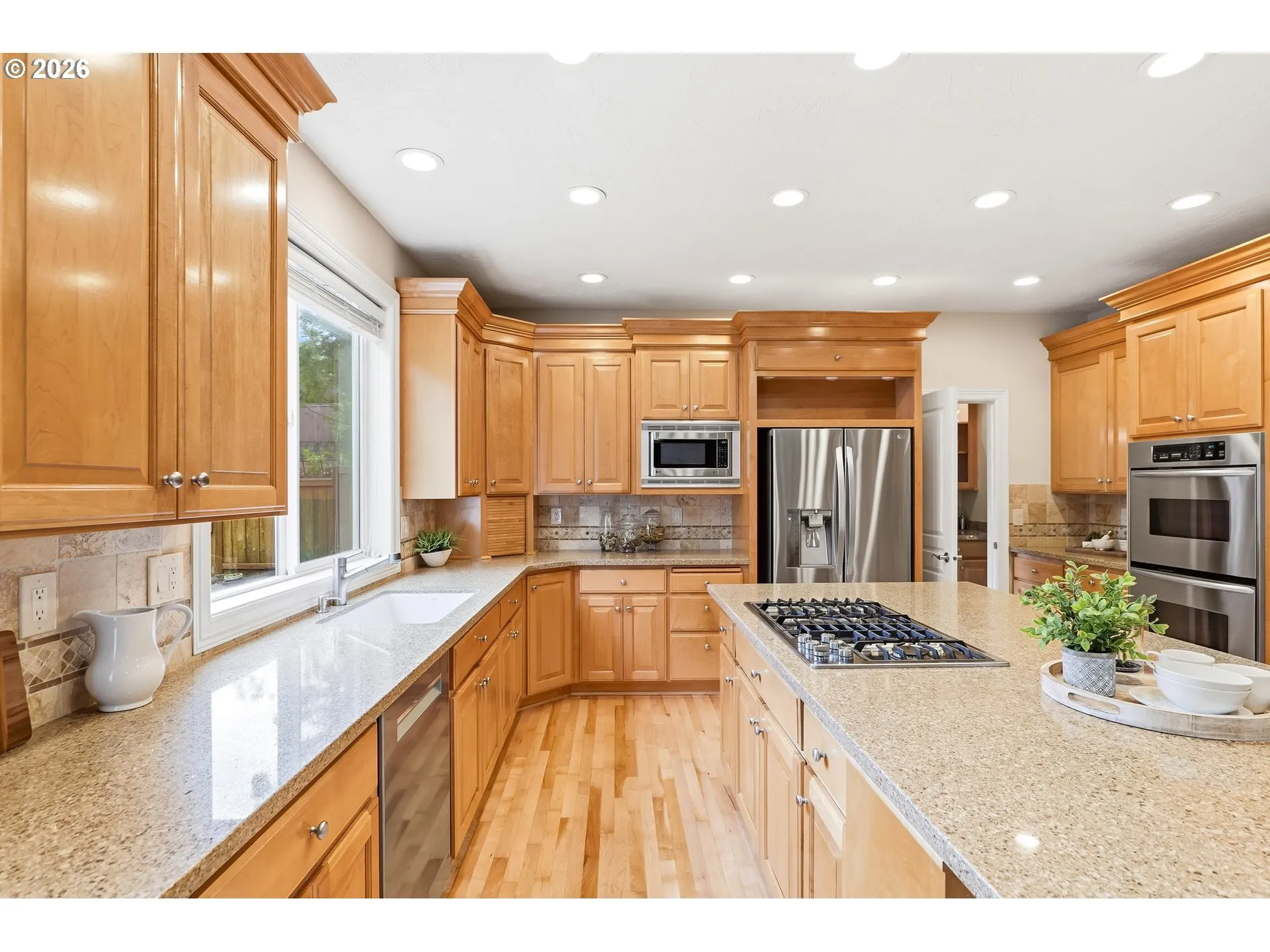 Kitchen-Cooking Island