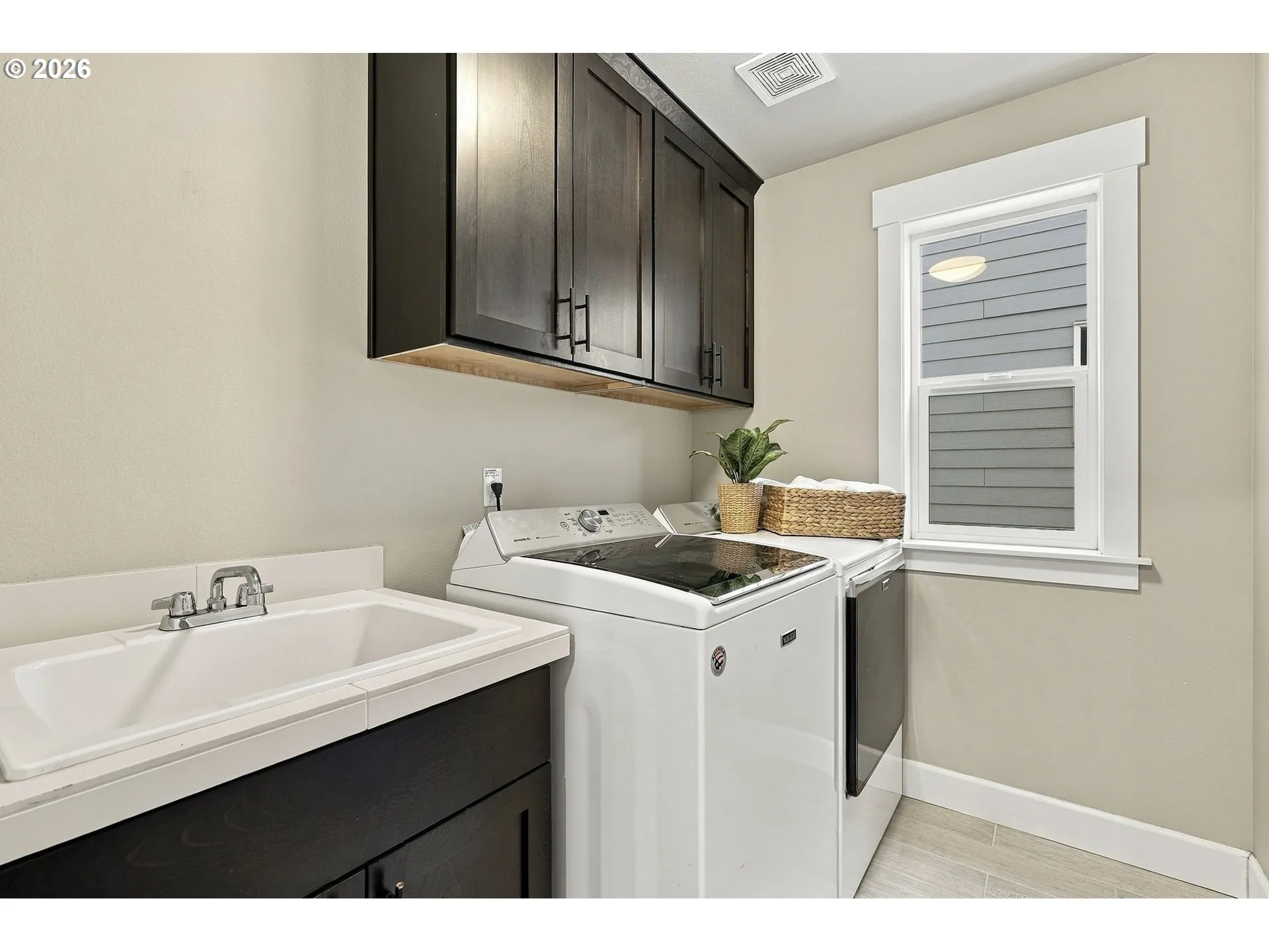 Laundry-Upper