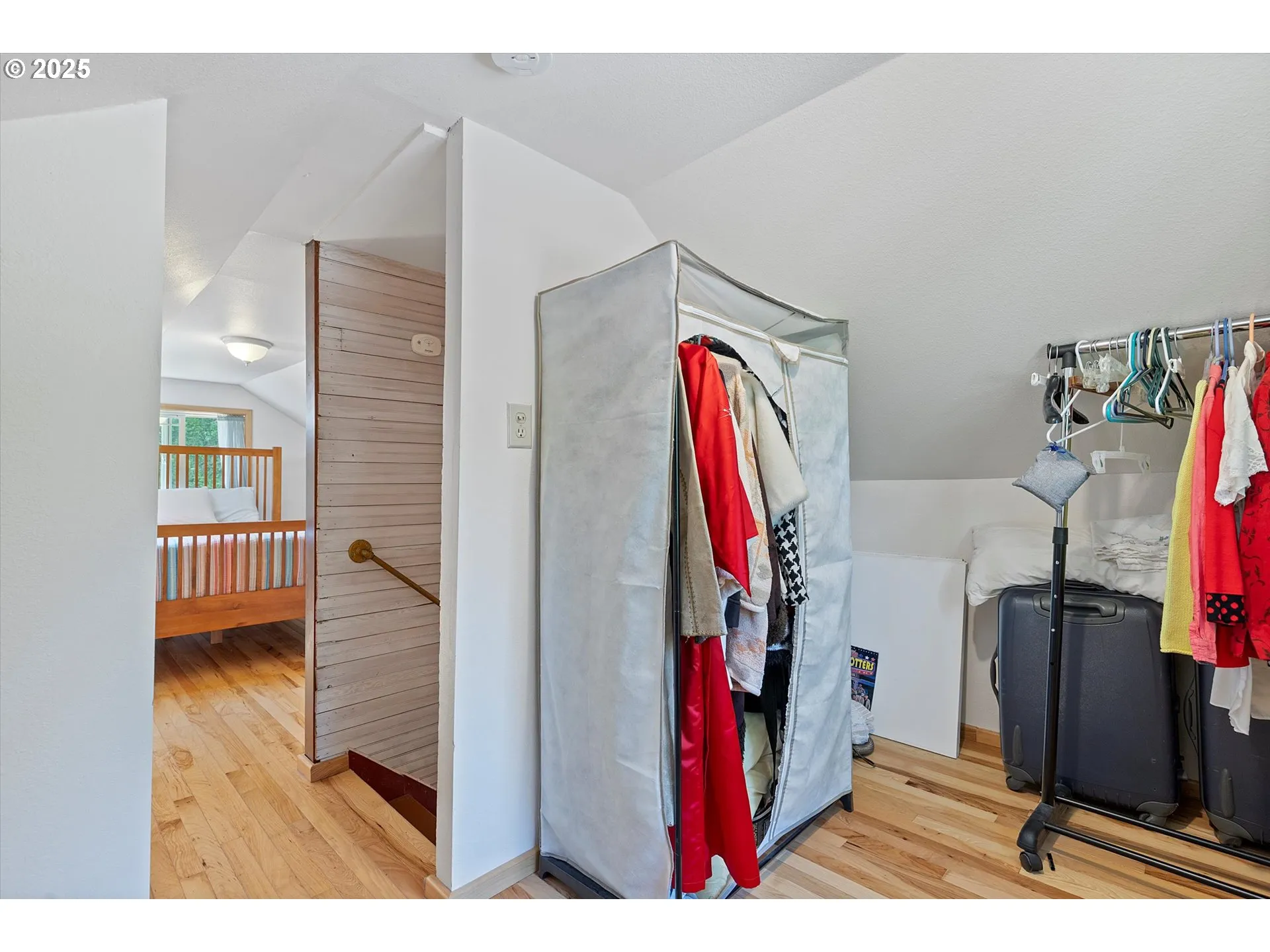 Bedroom, Primary