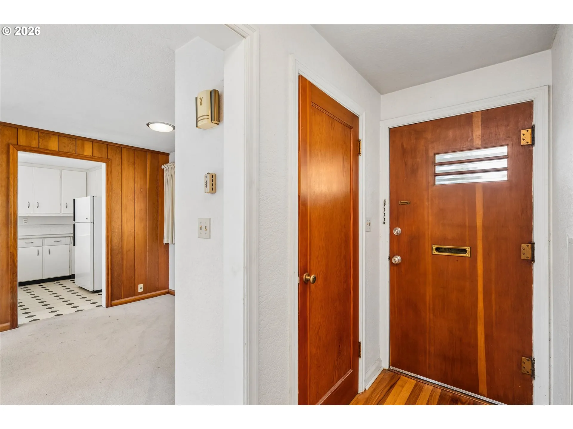 Entrance/Foyer