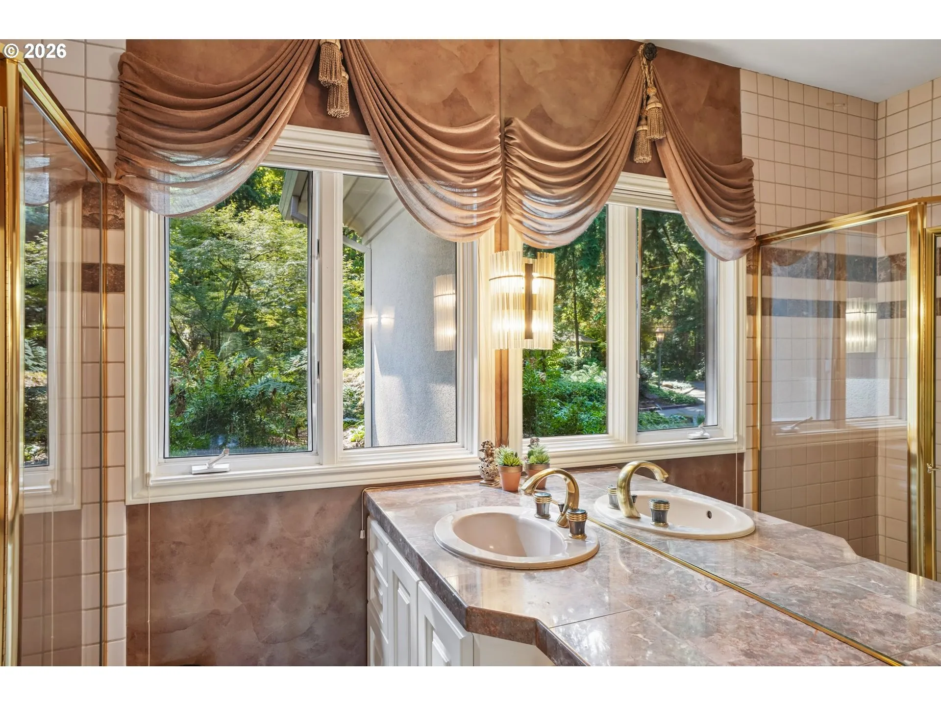 Bathroom-Hall
