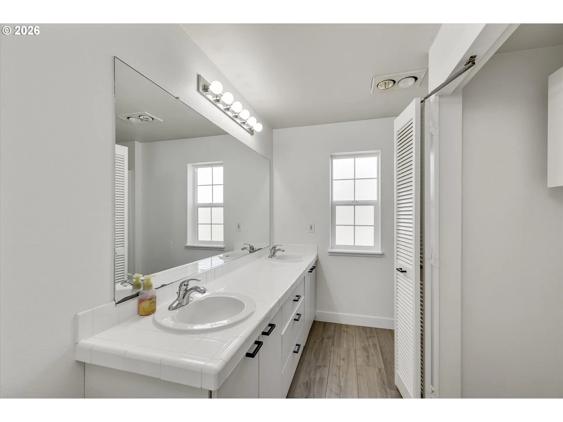 Bathroom-Hall