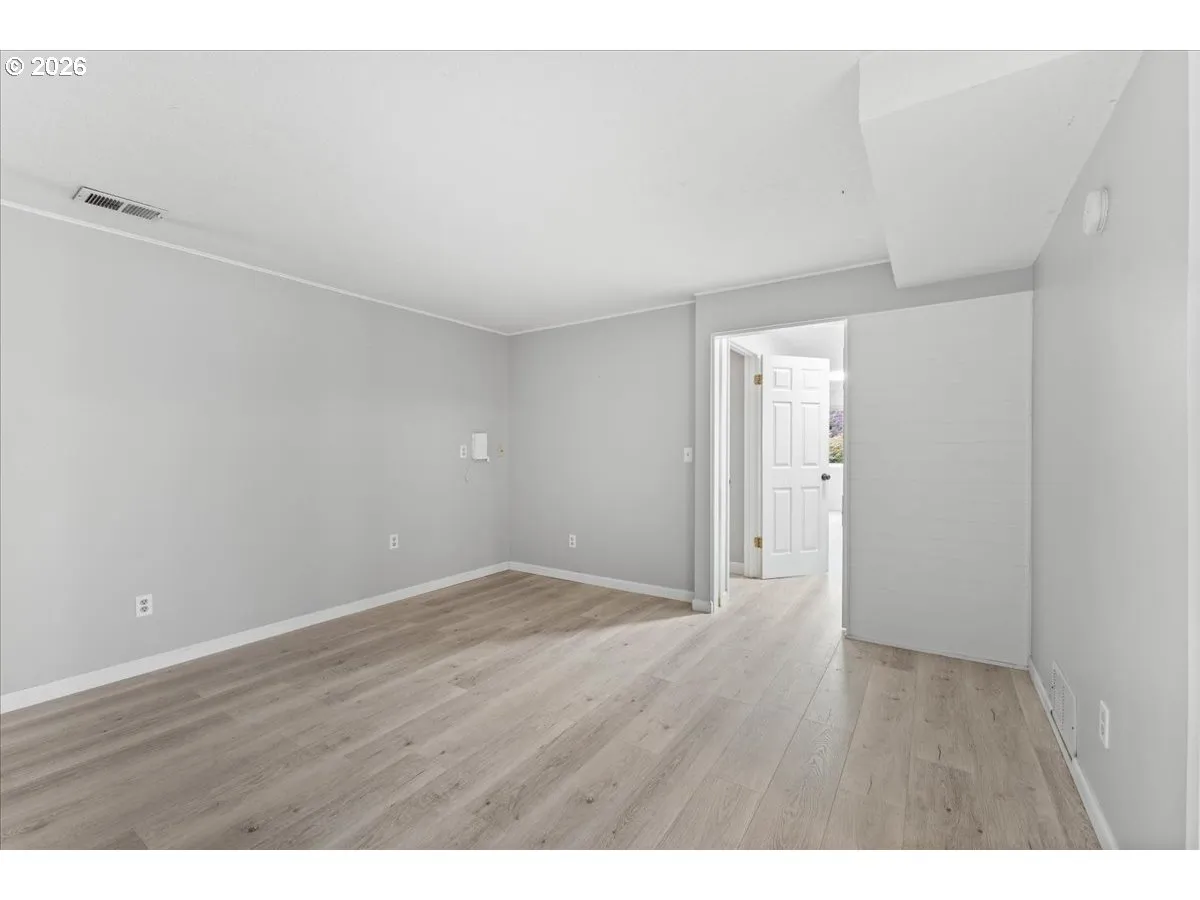 Bonus Room-Lower