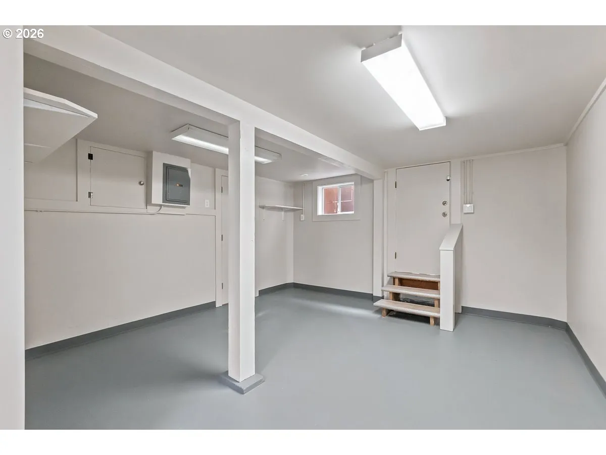 Bonus Room-Lower