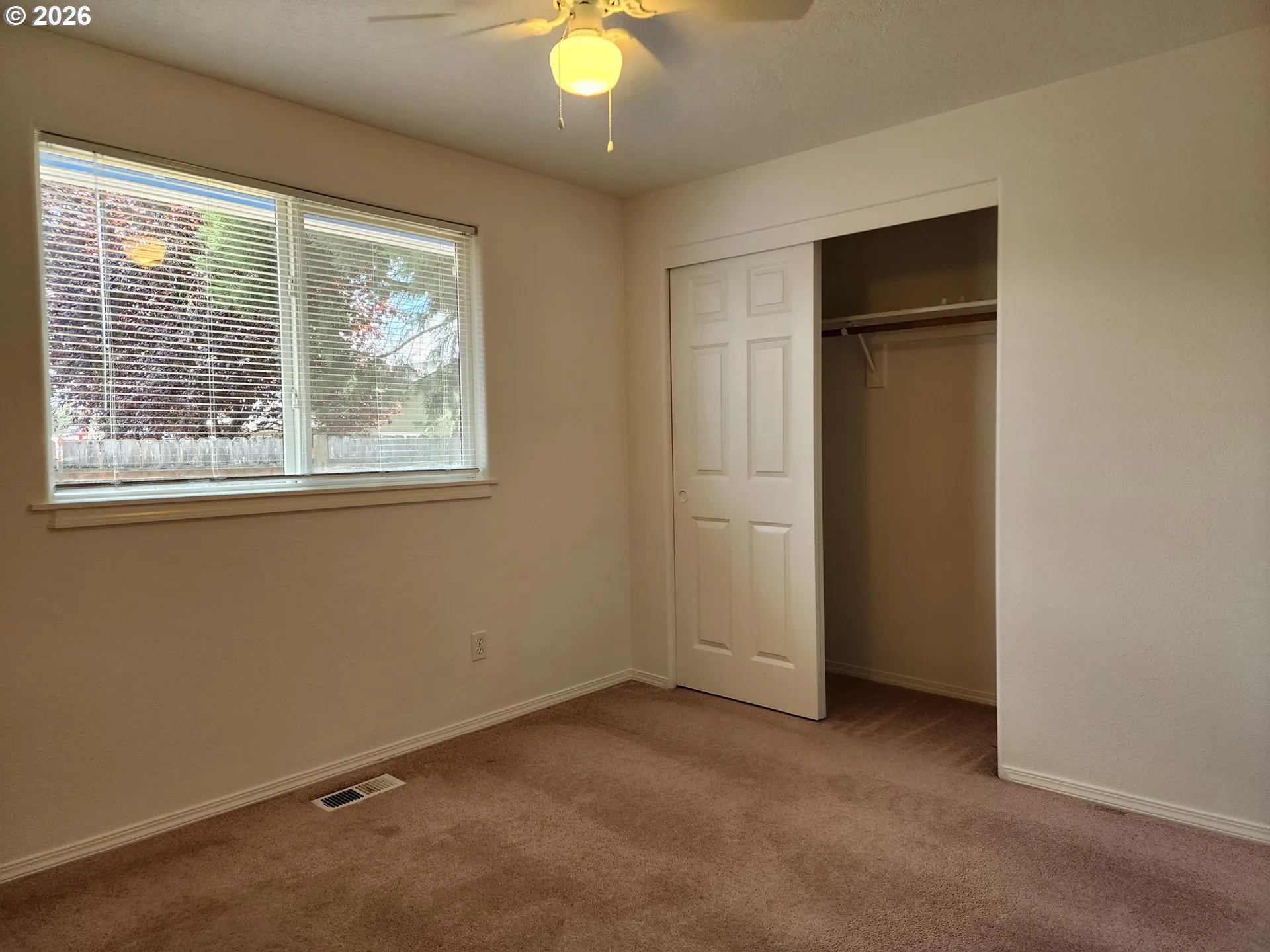 Bedroom-Ceiling Fan