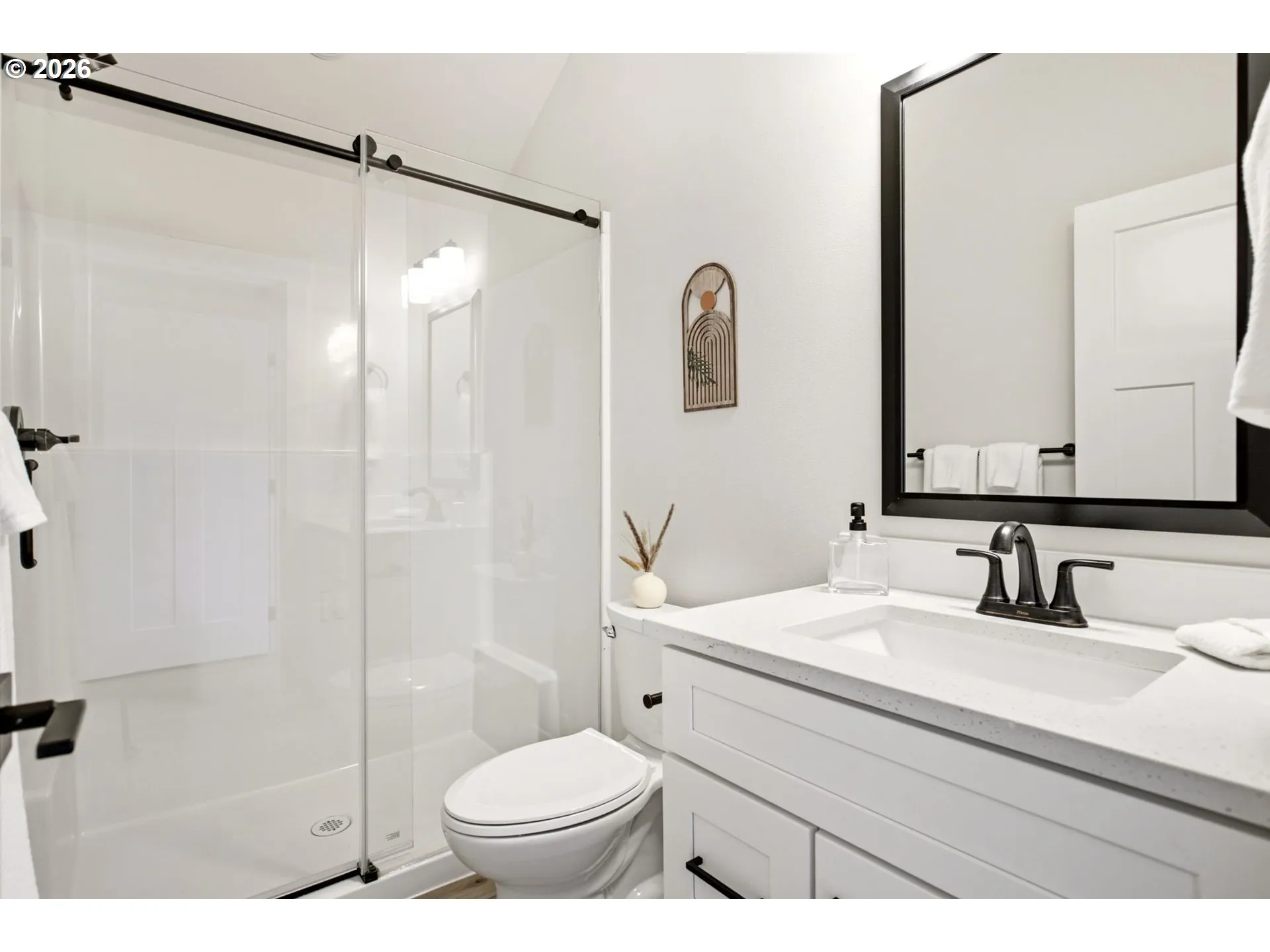 Bathroom-Walk in Shower