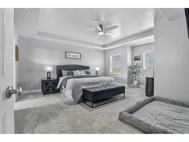 Primary Bedroom-Upper