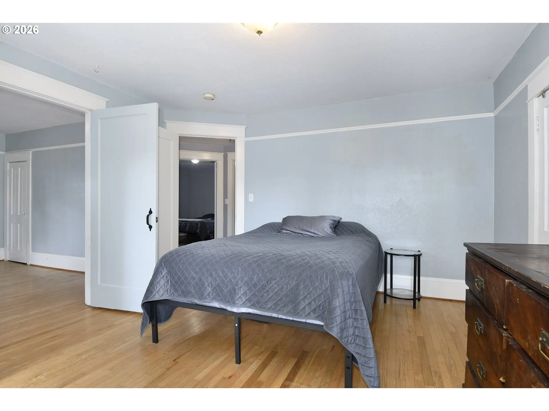 Bedroom, Primary