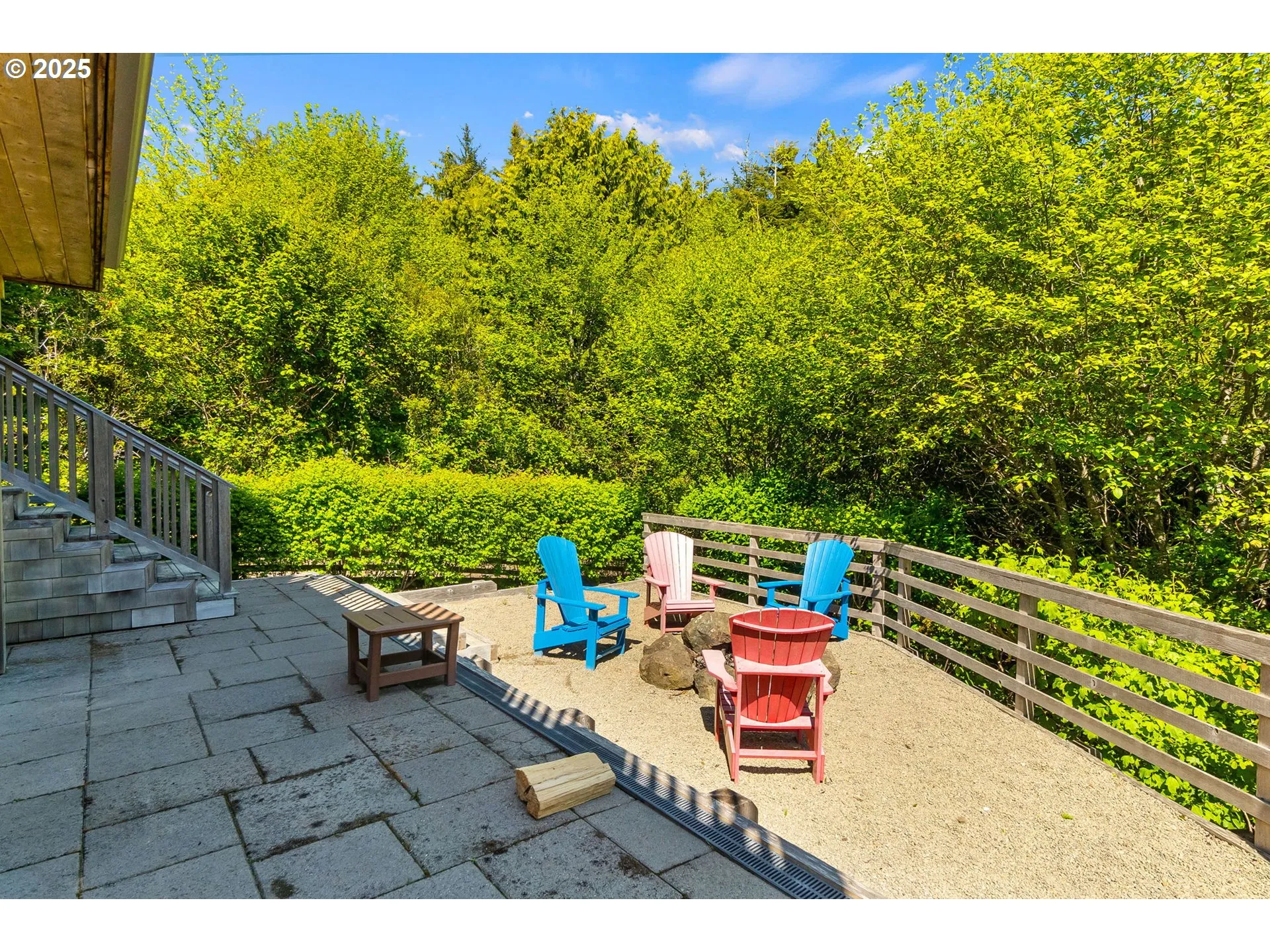 Yard-Fenced