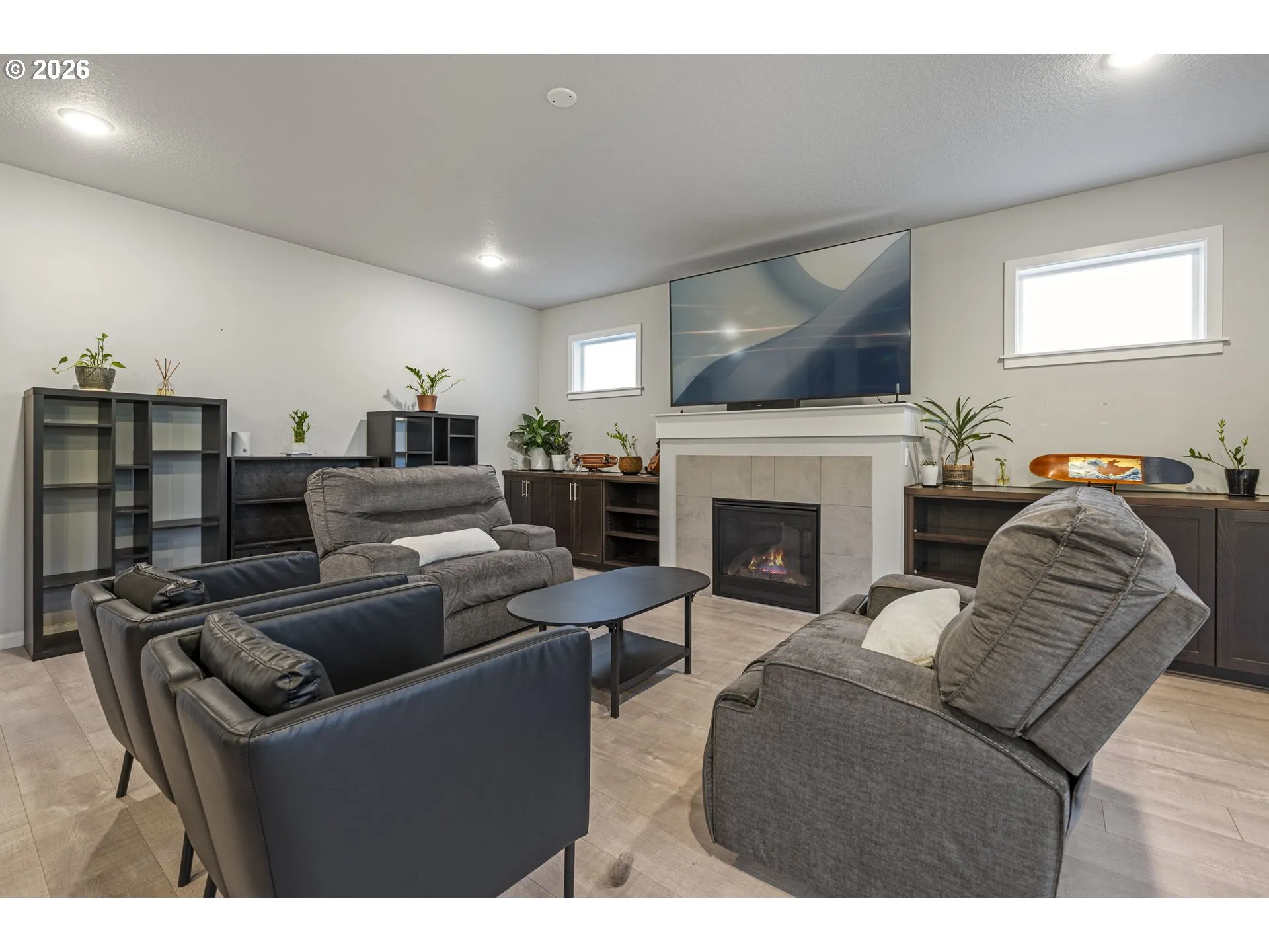 Living Room-Fireplace
