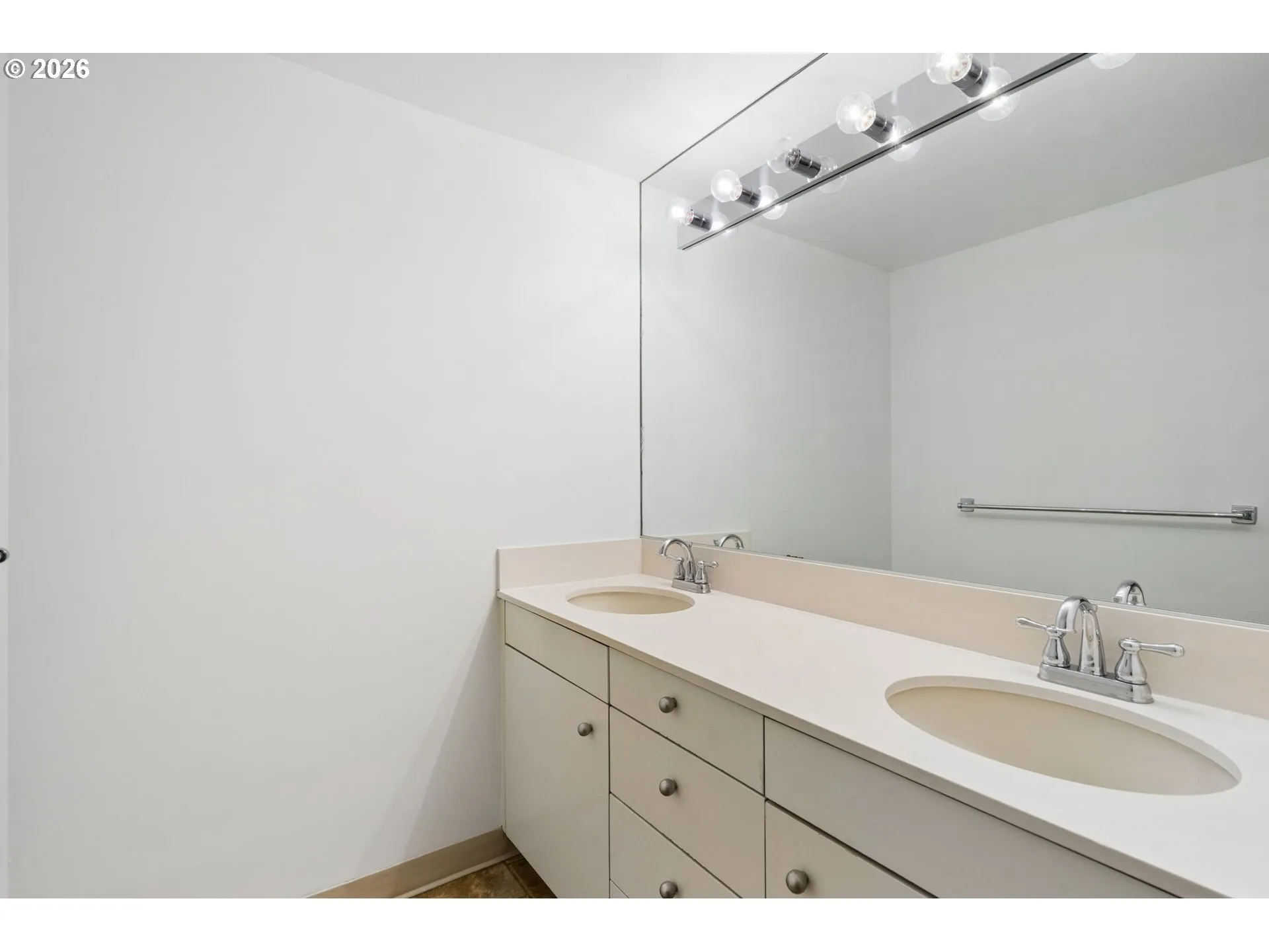 Bathroom-Double Sinks