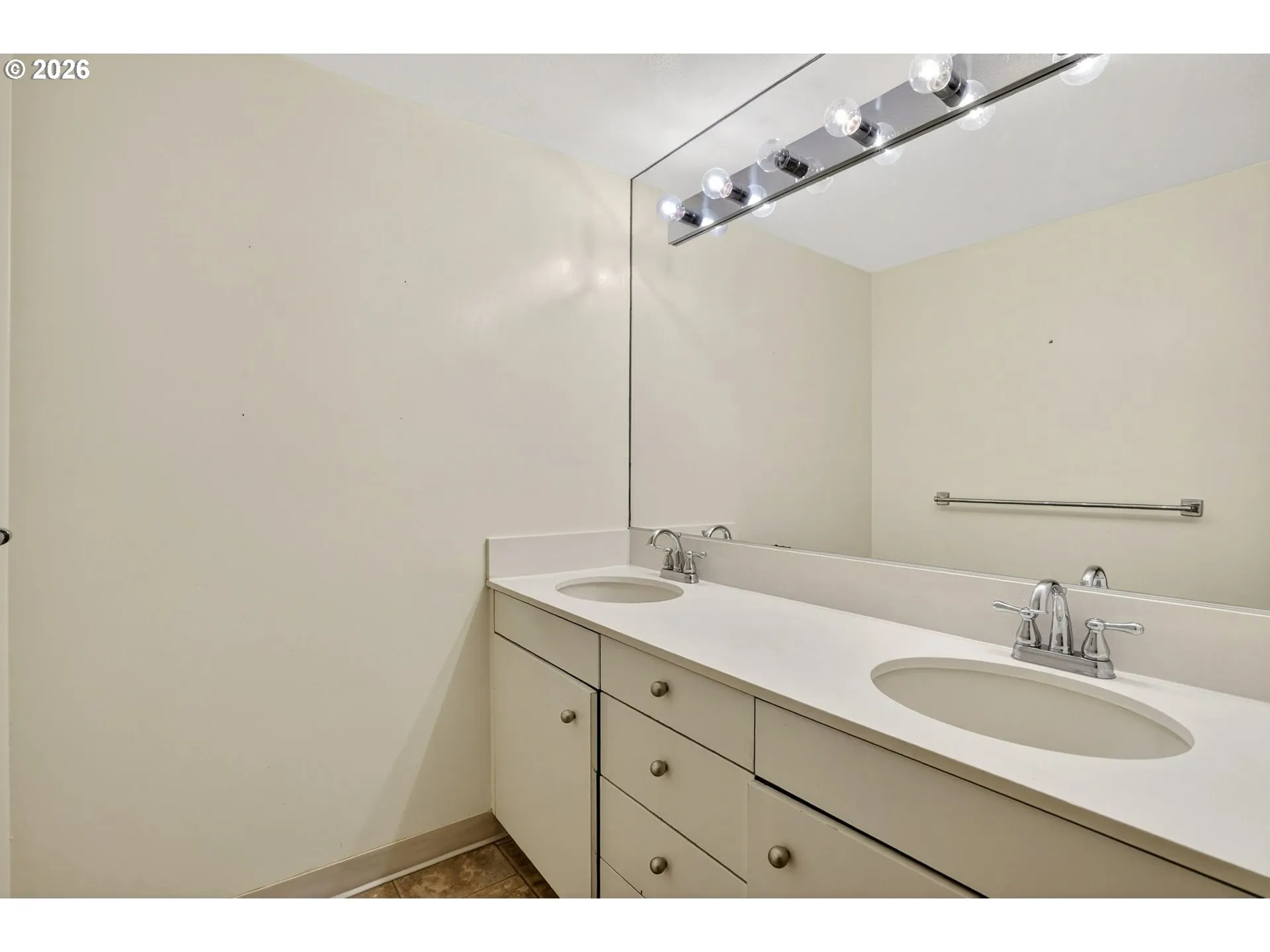 Bathroom-Double Sinks