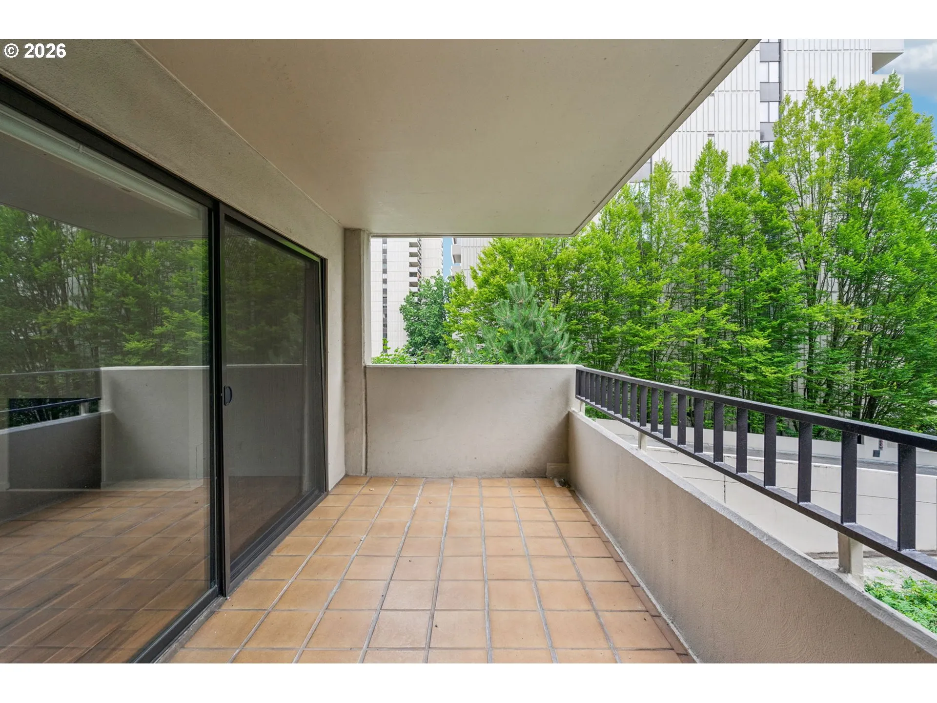 Balcony-NE Facing