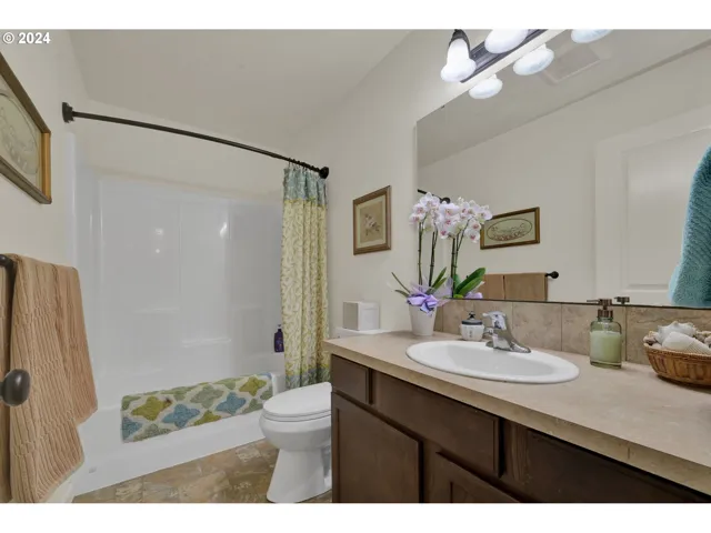 Bathroom-Hall