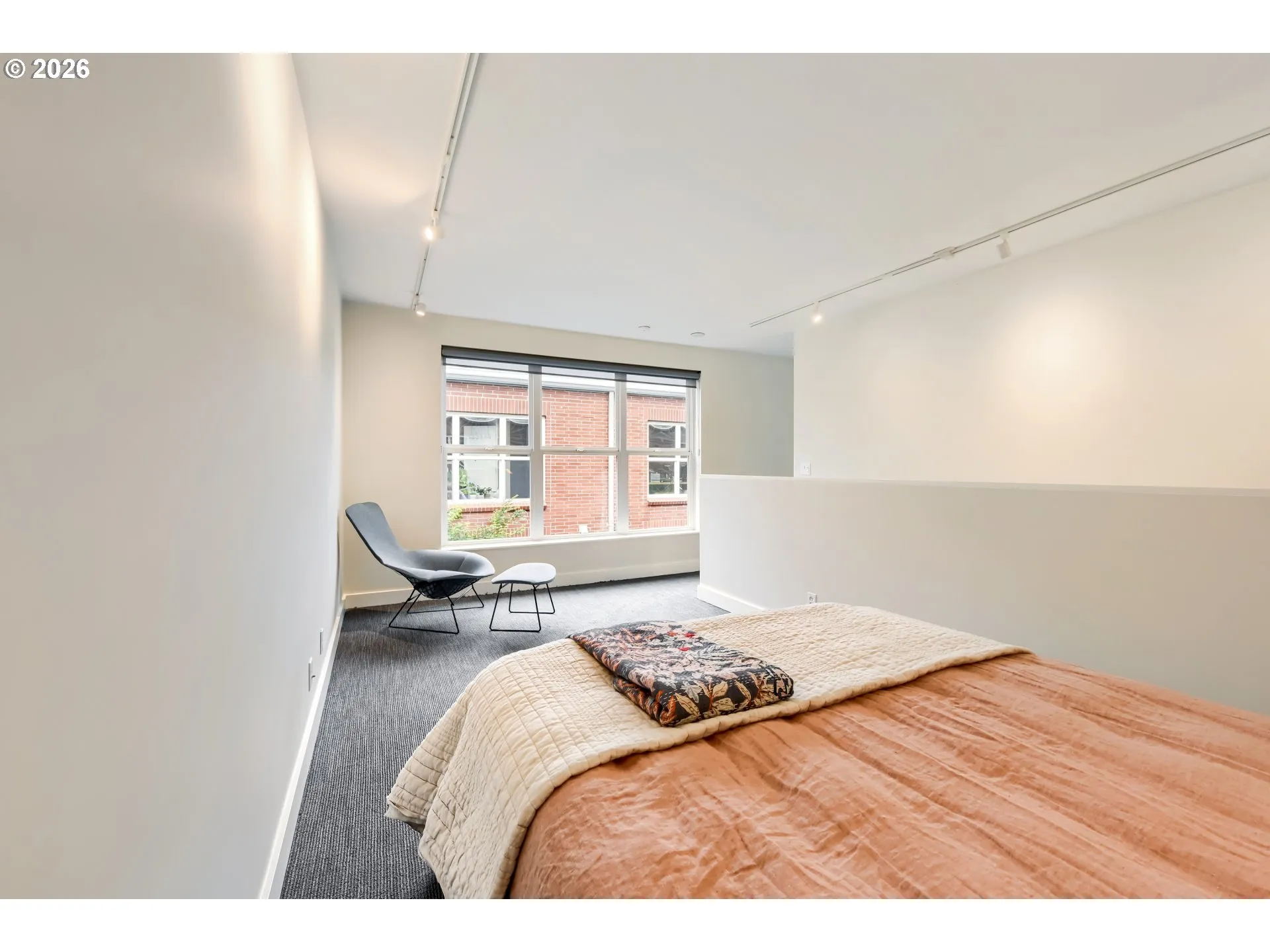 Loft-Wide Angle/Fisheye