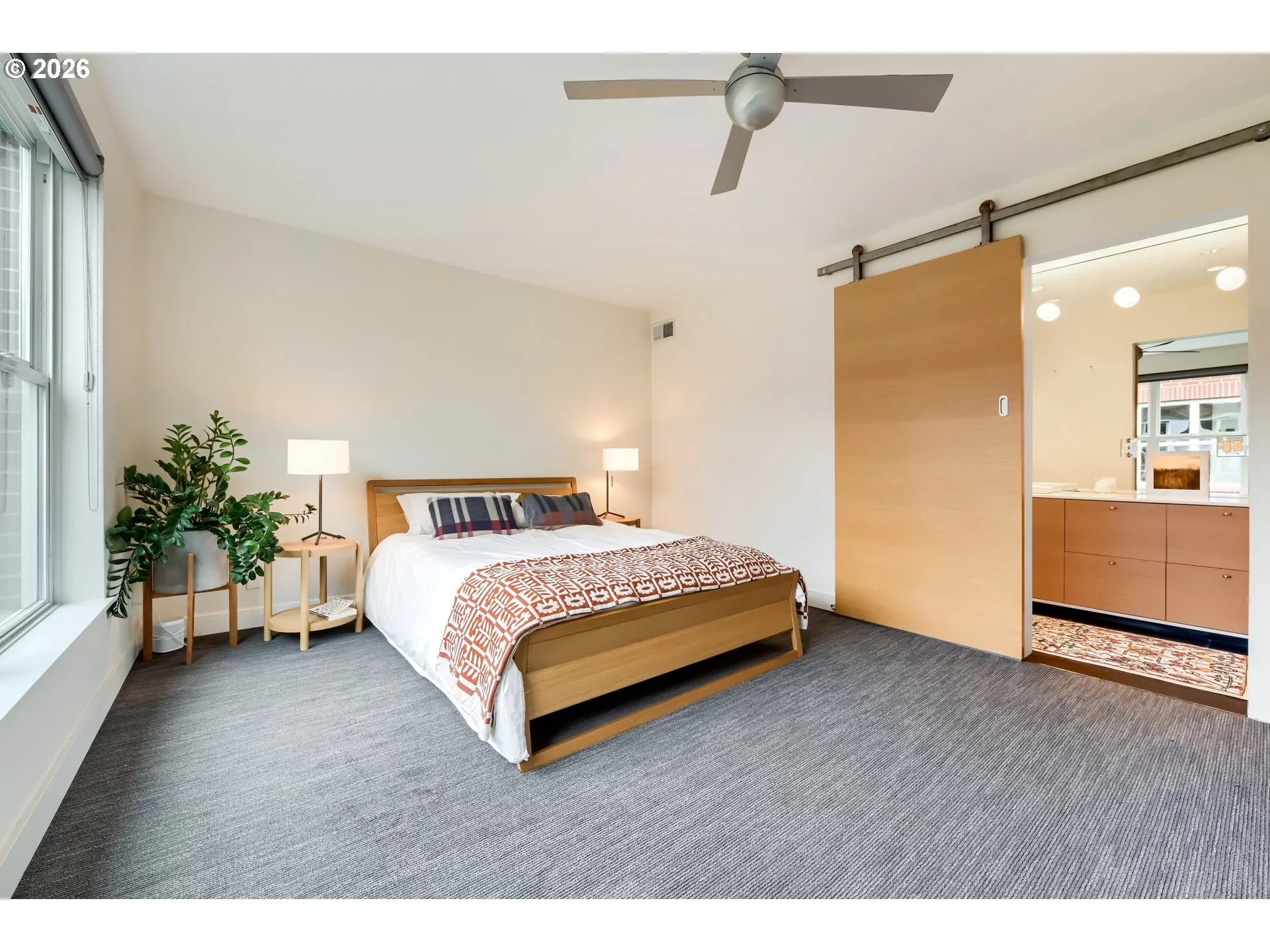 Bedroom, Primary-Upper