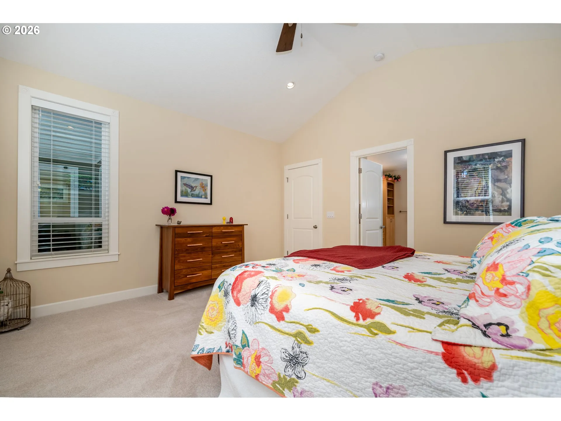 Bedroom, Owner's Suite-Vaulted Ceilings