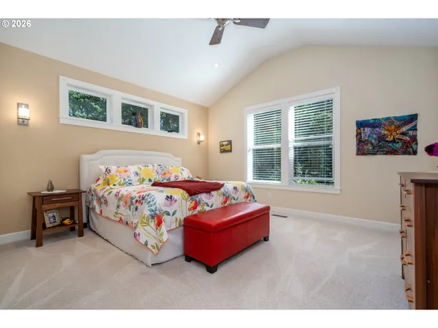 Bedroom, Owner's Suite-Vaulted Ceilings