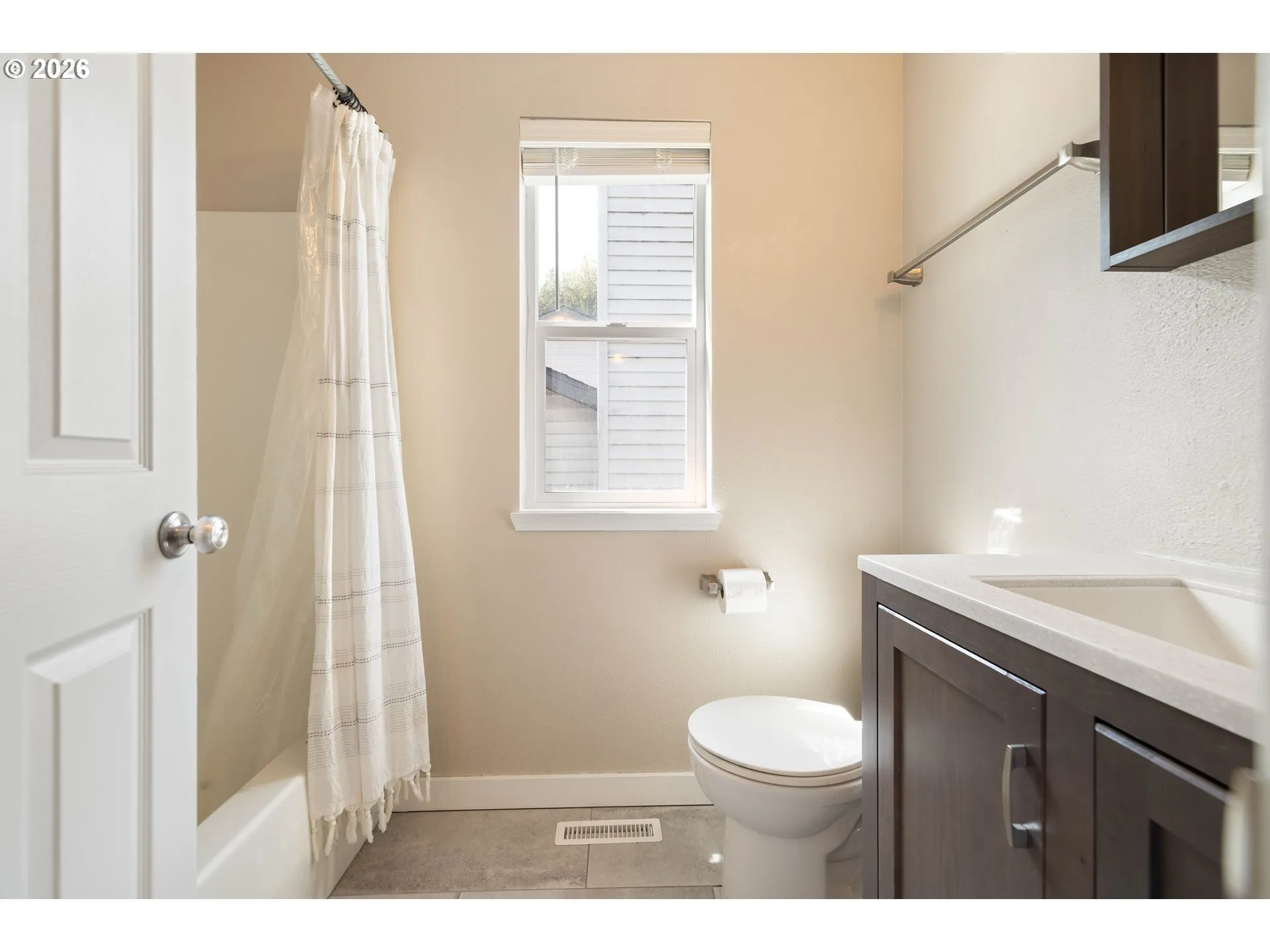 Bathroom-Upper