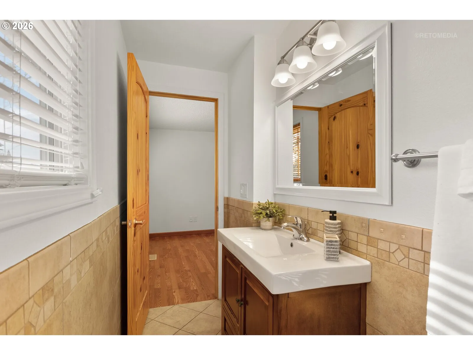 Primary Bedroom-Attached Bathroom