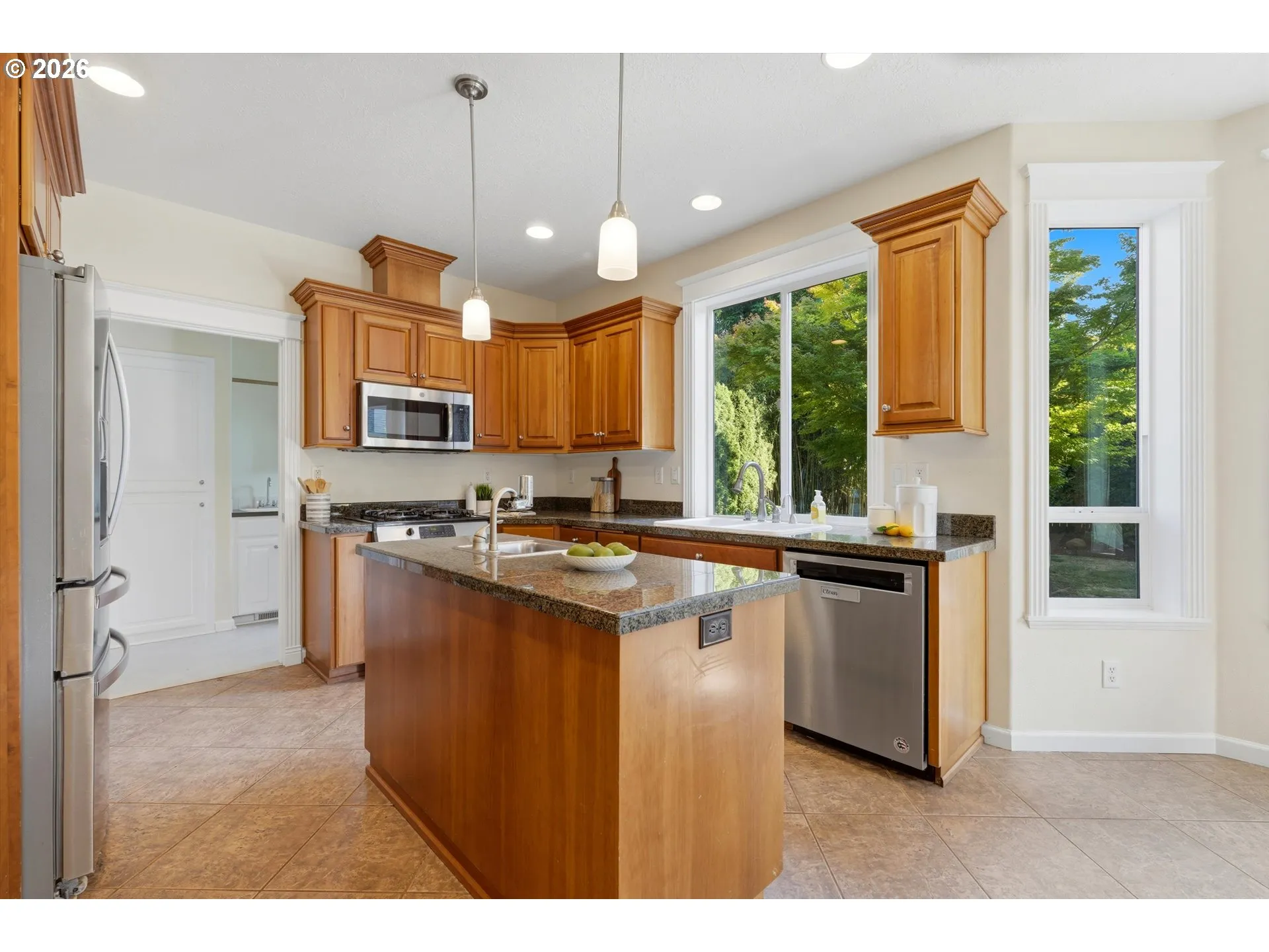 Kitchen-Island