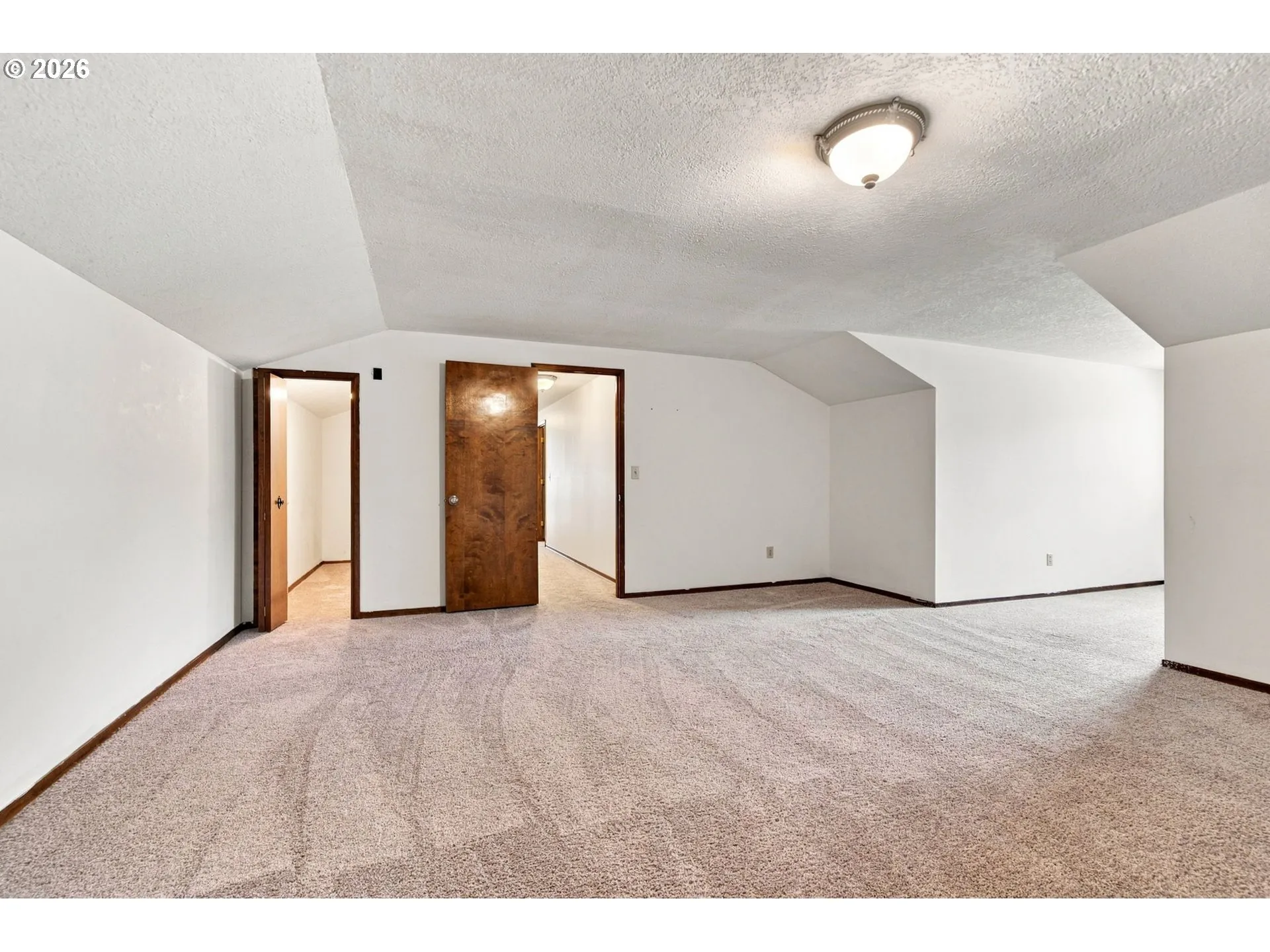Bonus Room-Upper