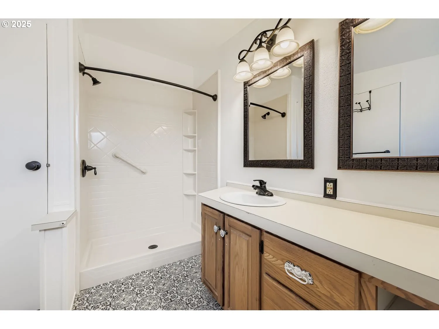 Primary Bedroom-Attached Bathroom