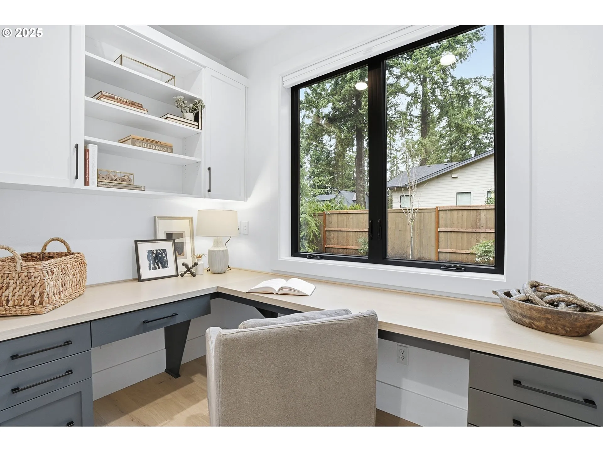 Den/Office-Main