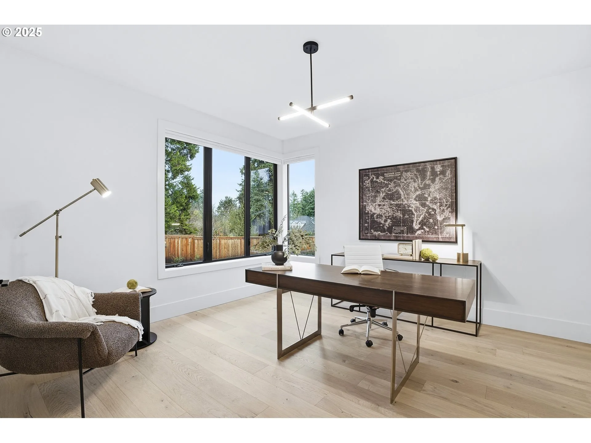 Den/Office-Main